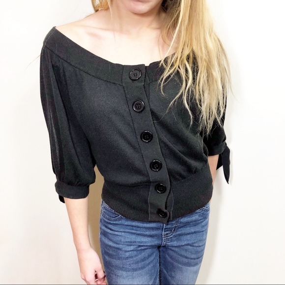 Nanette Lepore Sweaters - 💛3/$25💛 Nanette Lepore Black Tie Sleeve Cardigan